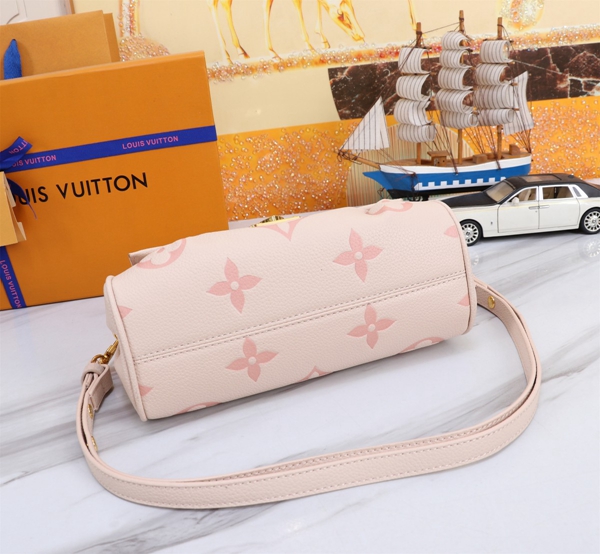 ルイヴィトンバッグ内部構造